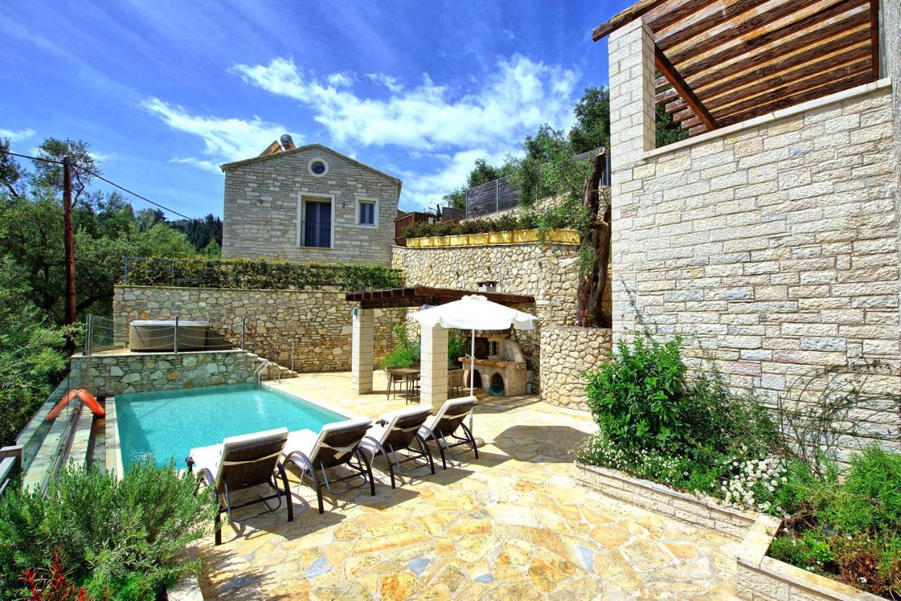Villa Yaisemi By Posarellivillas Kavalleraina Exterior foto