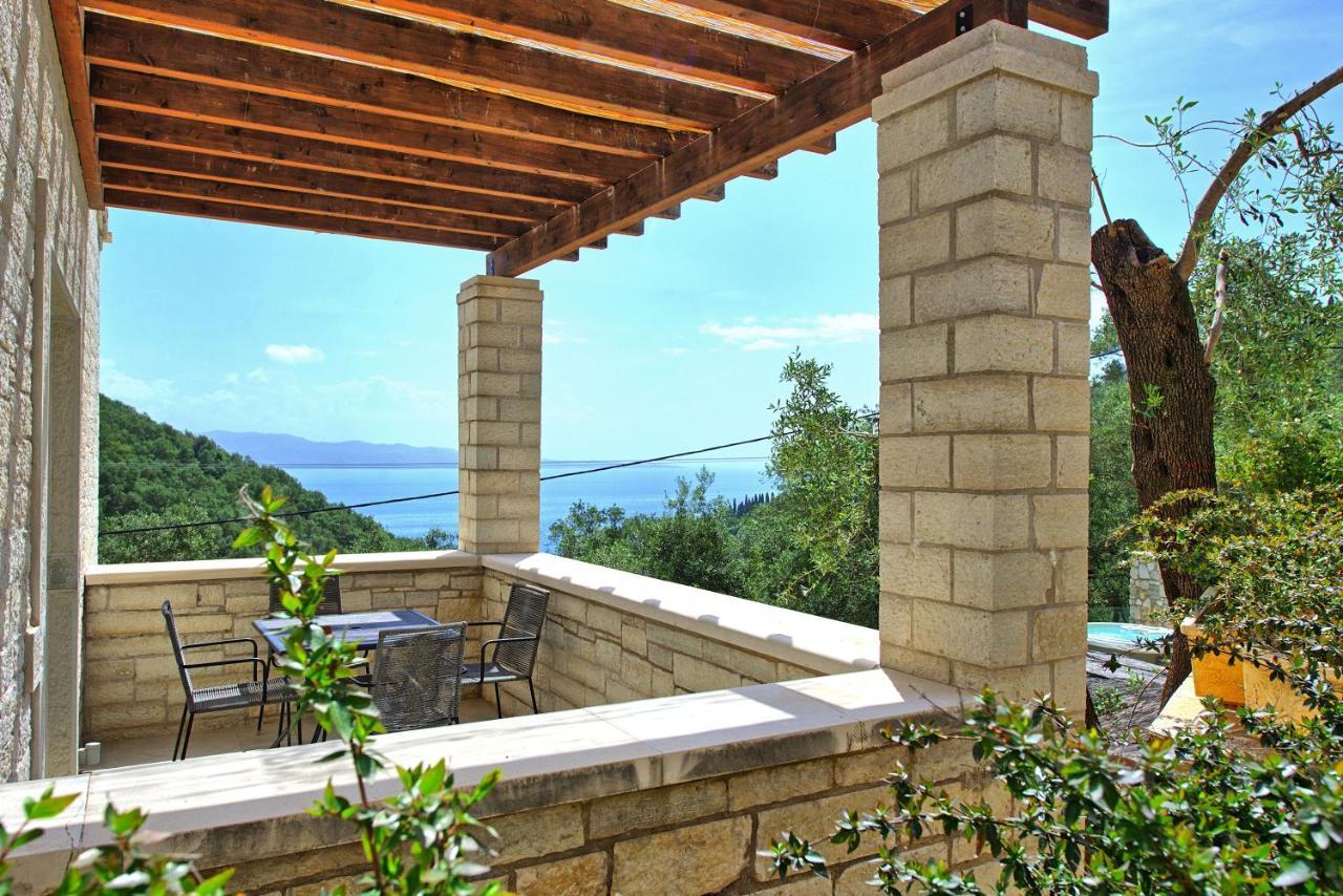 Villa Yaisemi By Posarellivillas Kavalleraina Exterior foto