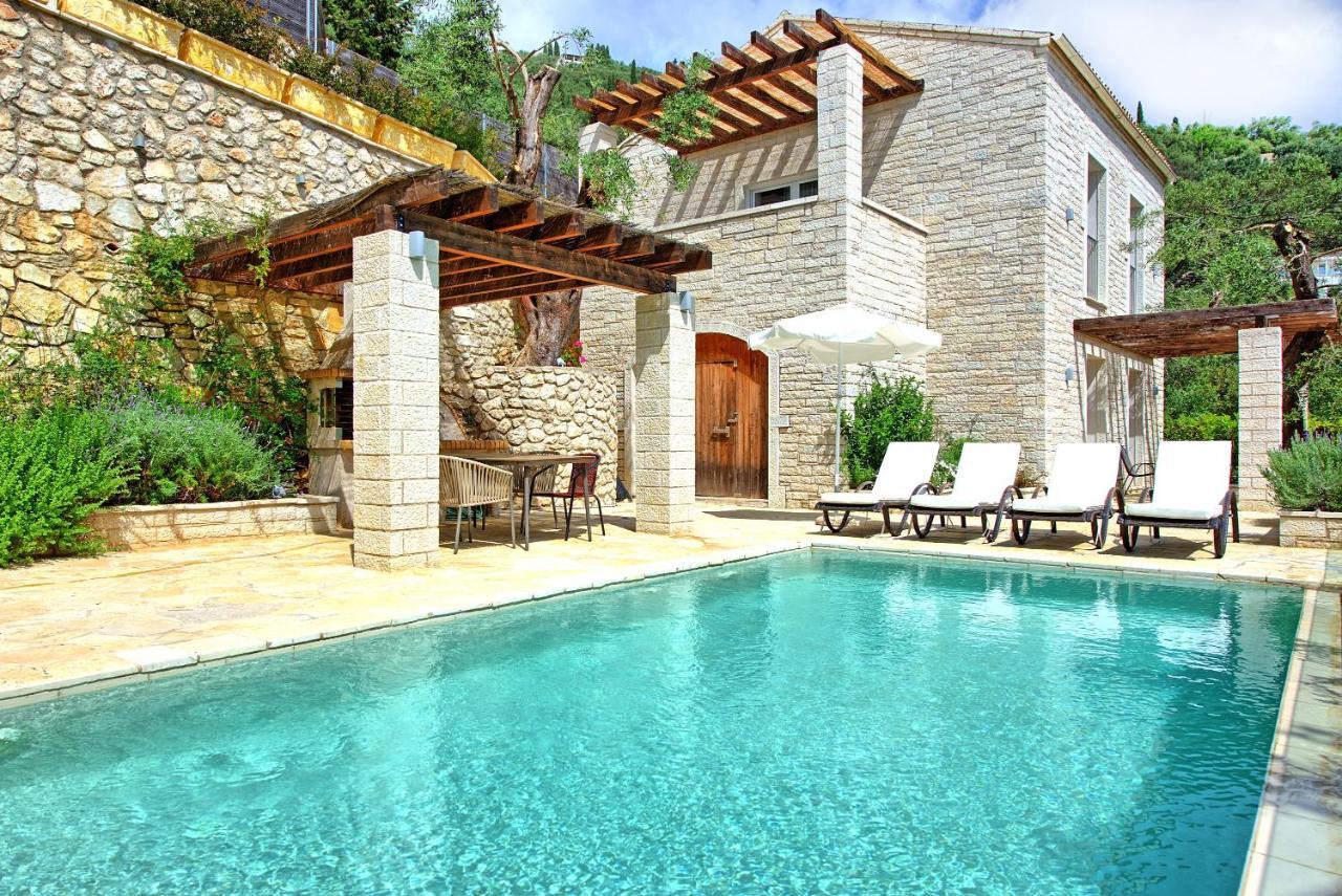 Villa Yaisemi By Posarellivillas Kavalleraina Exterior foto