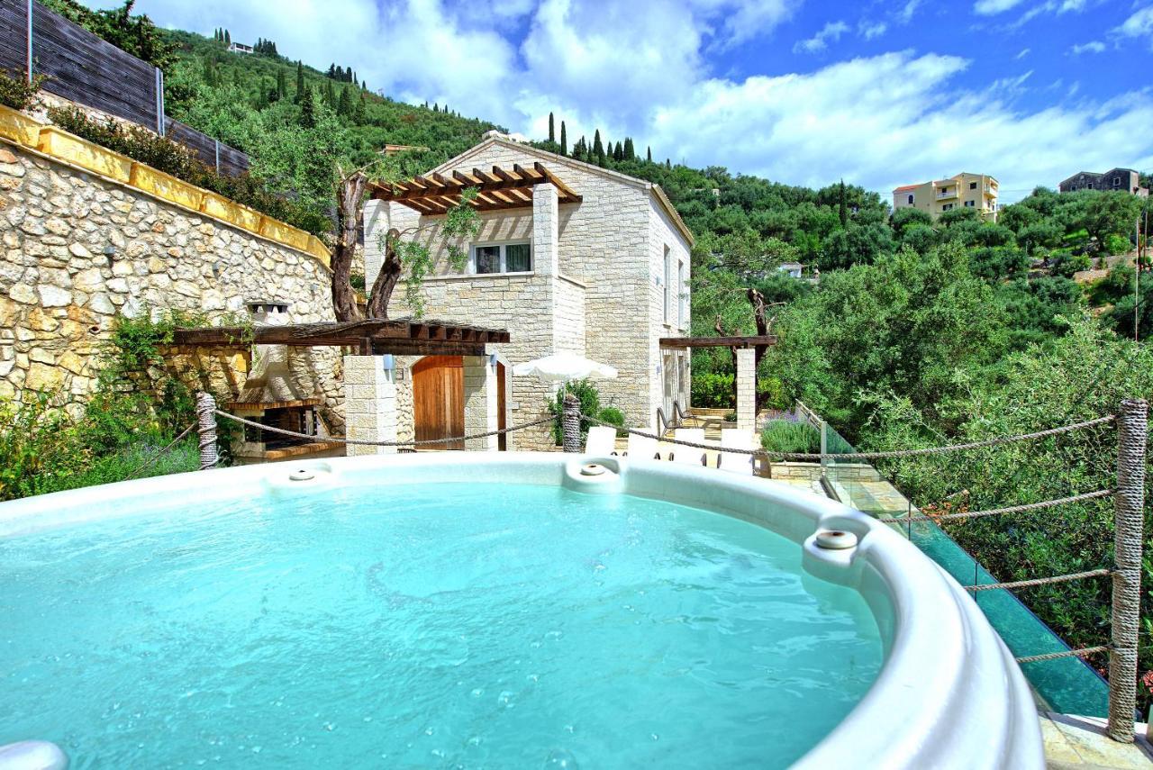 Villa Yaisemi By Posarellivillas Kavalleraina Exterior foto